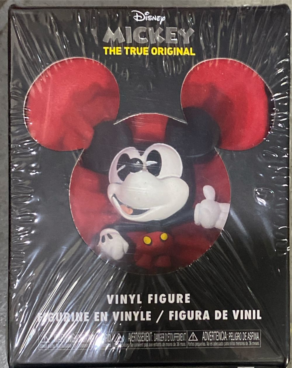 Three Muskateer Mickey  action figure collectible [Barcode 889698255950] - Main Image 2
