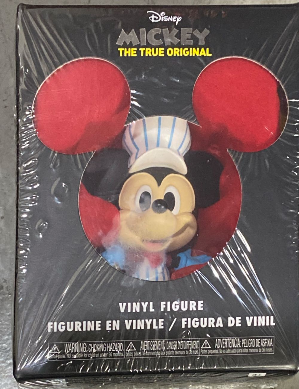 Three Muskateer Mickey  action figure collectible [Barcode 889698255950] - Main Image 3
