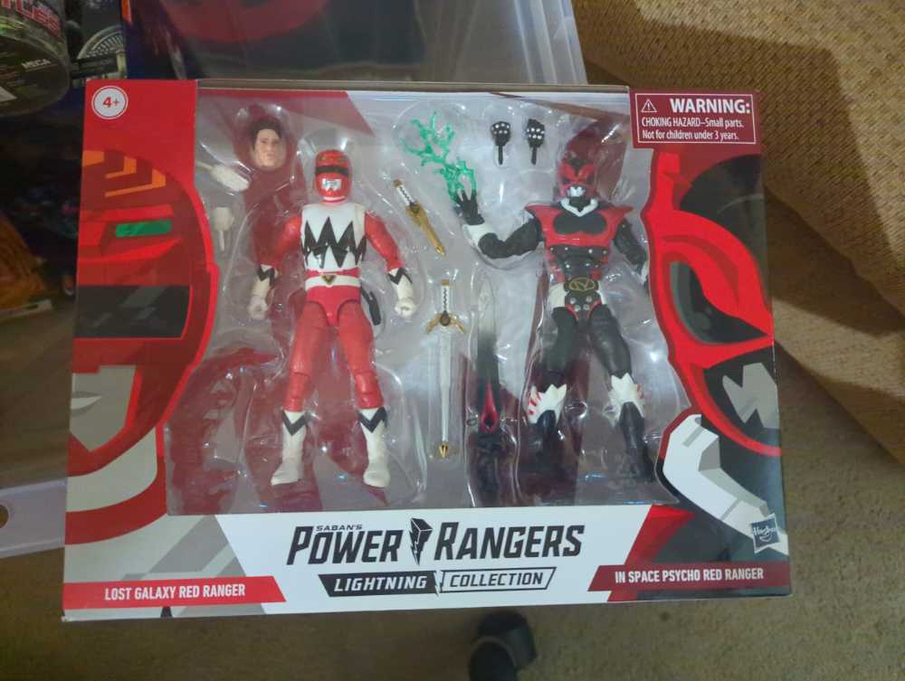 Lost Galaxy Red Ranger and In Space Psycho Red Ranger - Hasbro (Power Rangers Lightning Collection) action figure collectible [Barcode 630509878314] - Main Image 3