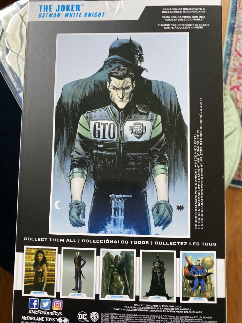 The White Knight Joker - DC - BATMAN VILLAINS (The Joker) action figure collectible [Barcode 787926154078] - Main Image 2