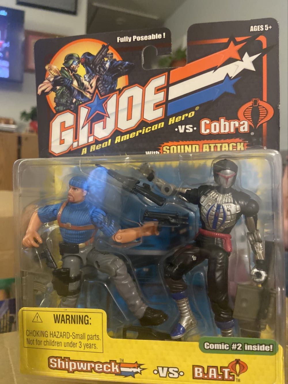Shipwreck Vs B.A.T. - Hasbro (G. I. JOE) action figure collectible [Barcode 076930574959] - Main Image 1