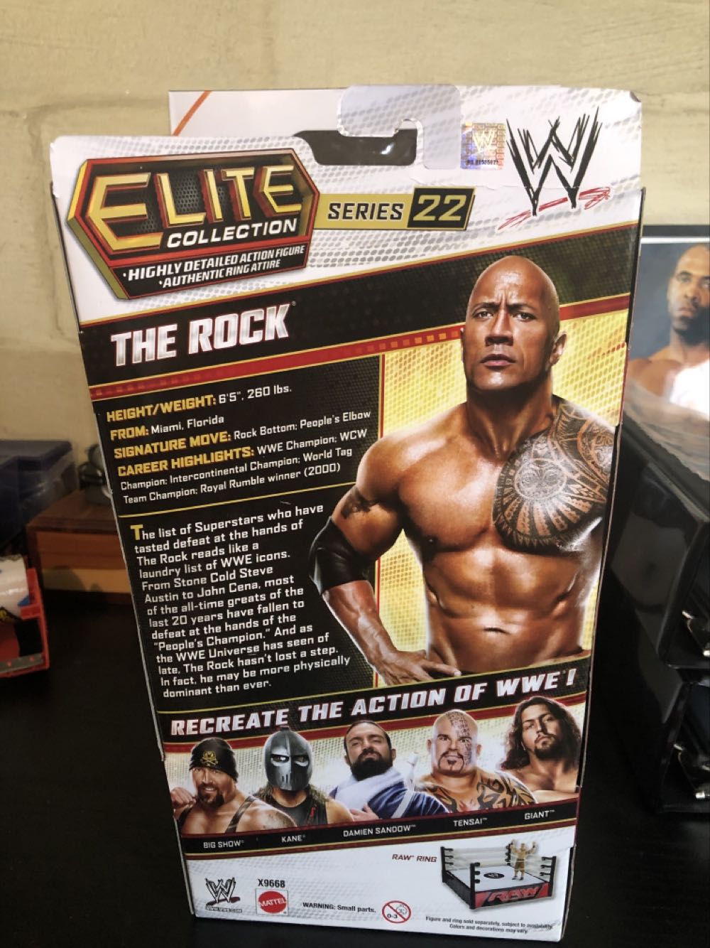 WWE: The Rock - Mattel Wwe (WWE Elite Collection 22) action figure collectible [Barcode 746775181826] - Main Image 2