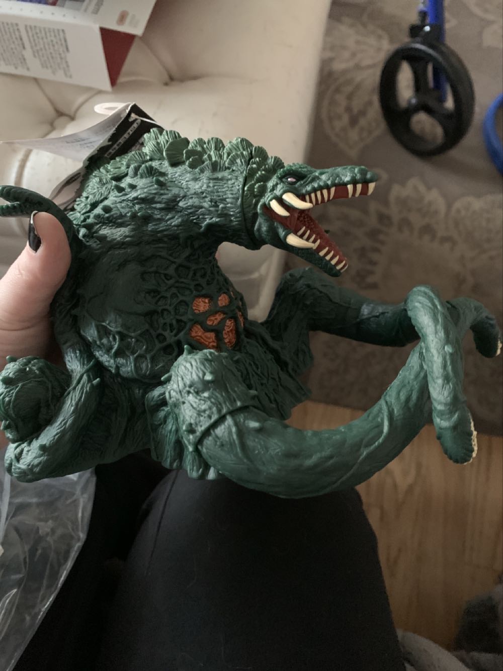 Biollante (Beast Form) - Bandai (Godzilla) action figure collectible [Barcode 4549660235187] - Main Image 2