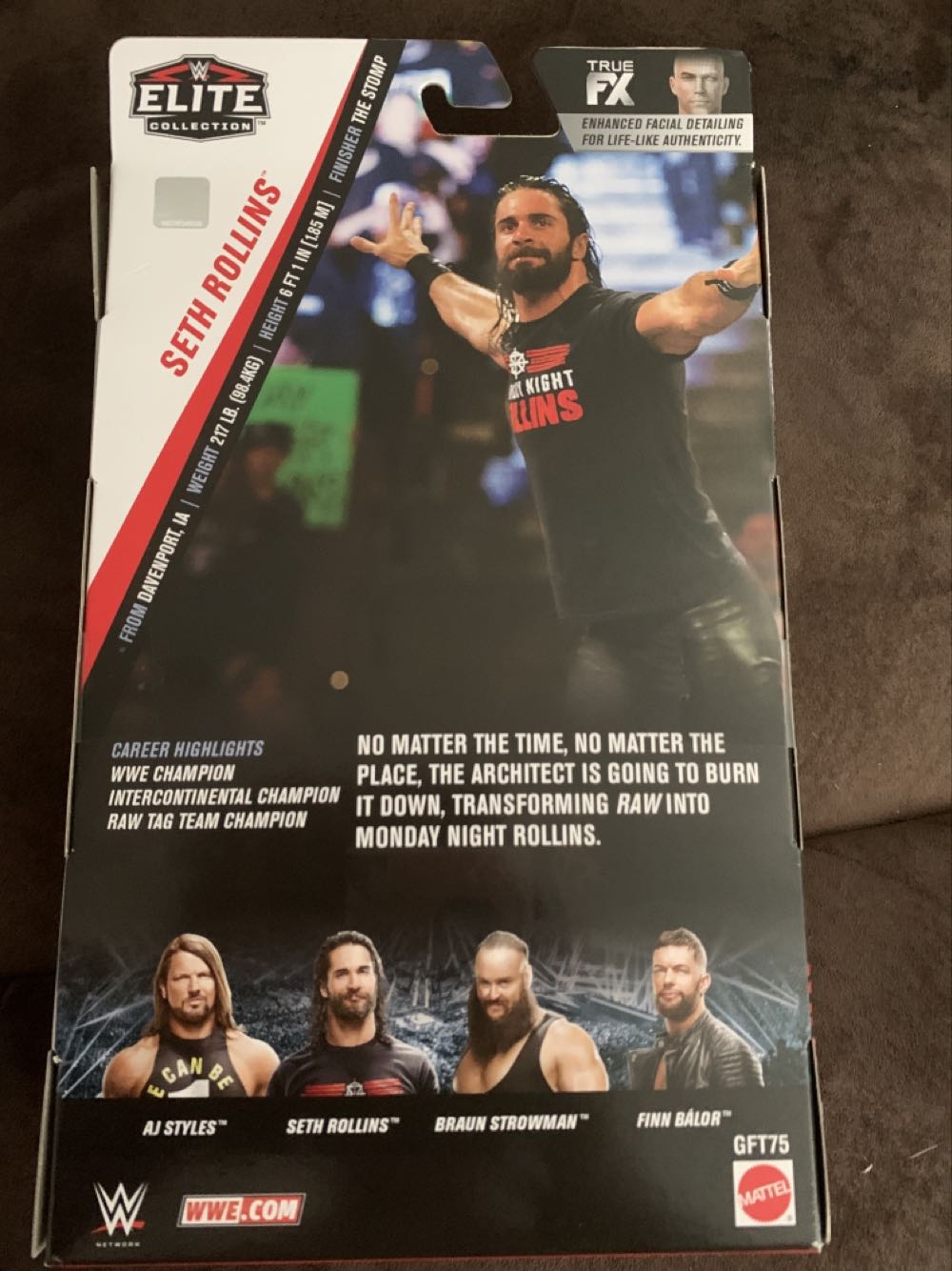 Seth Rollins - Mattel Inc (WWE Elite Collection Series) action figure collectible [Barcode 887961769586] - Main Image 2