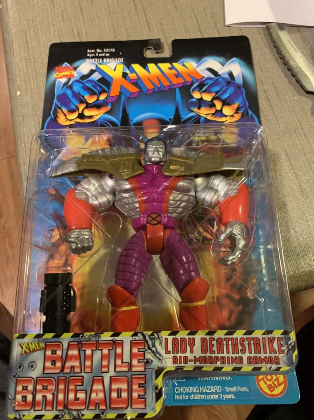 Error Colossus On Lady Deathstrike Card  action figure collectible - Main Image 1