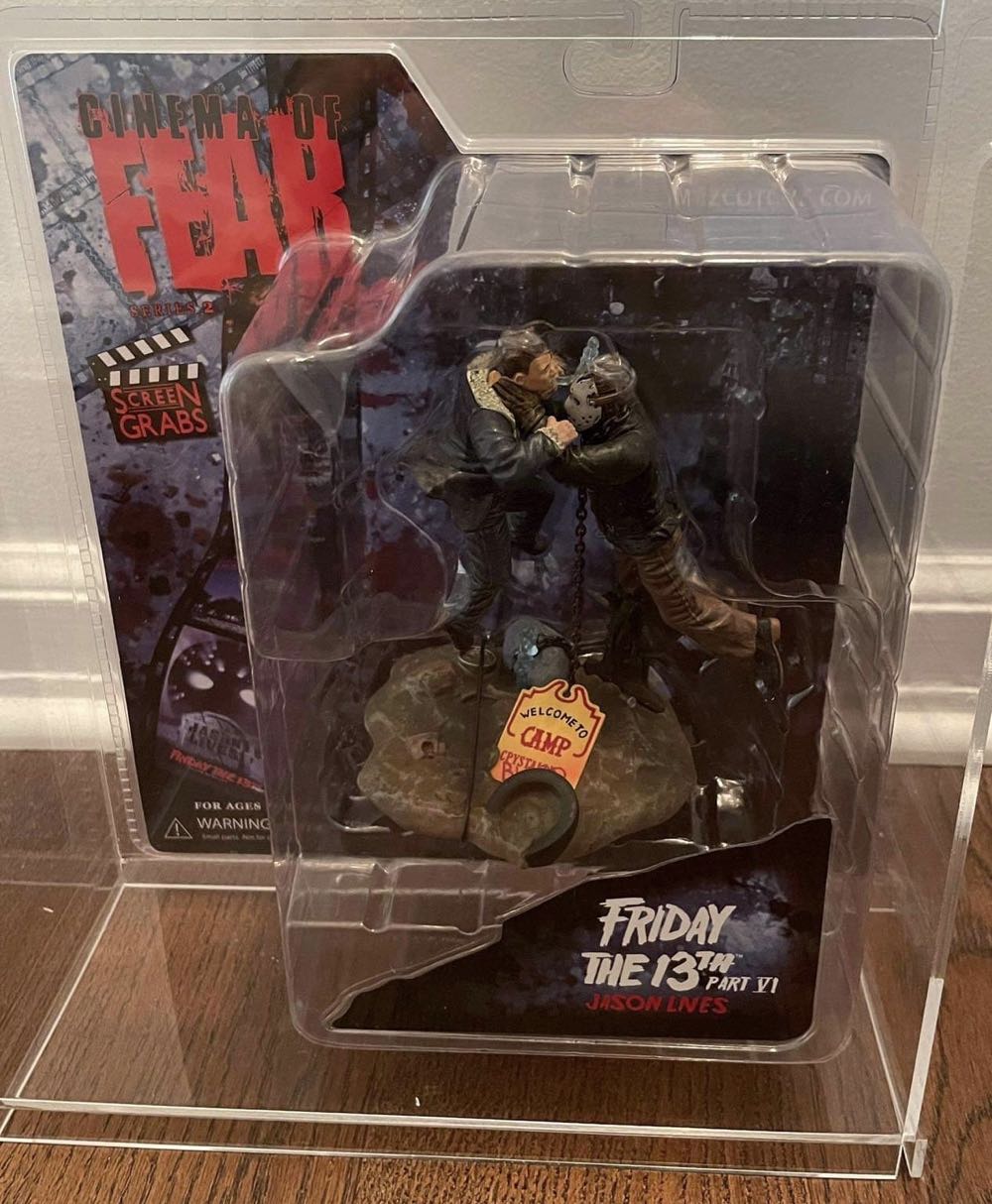 Mezco Cinema Of Fear: Friday The 13th Part VI Jason Lives (Screen Grab) - MezcoToyz (Friday The 13th Part VI : Jason Lives) action figure collectible [Barcode 696198251135] - Main Image 2
