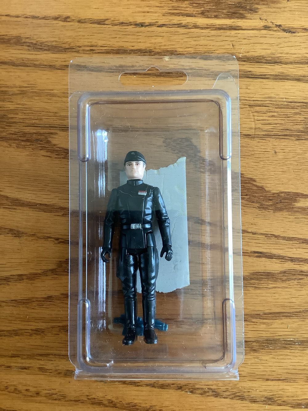 Imperial Commander - Kenner (Star Wars) action figure collectible [Barcode 076281695709] - Main Image 2