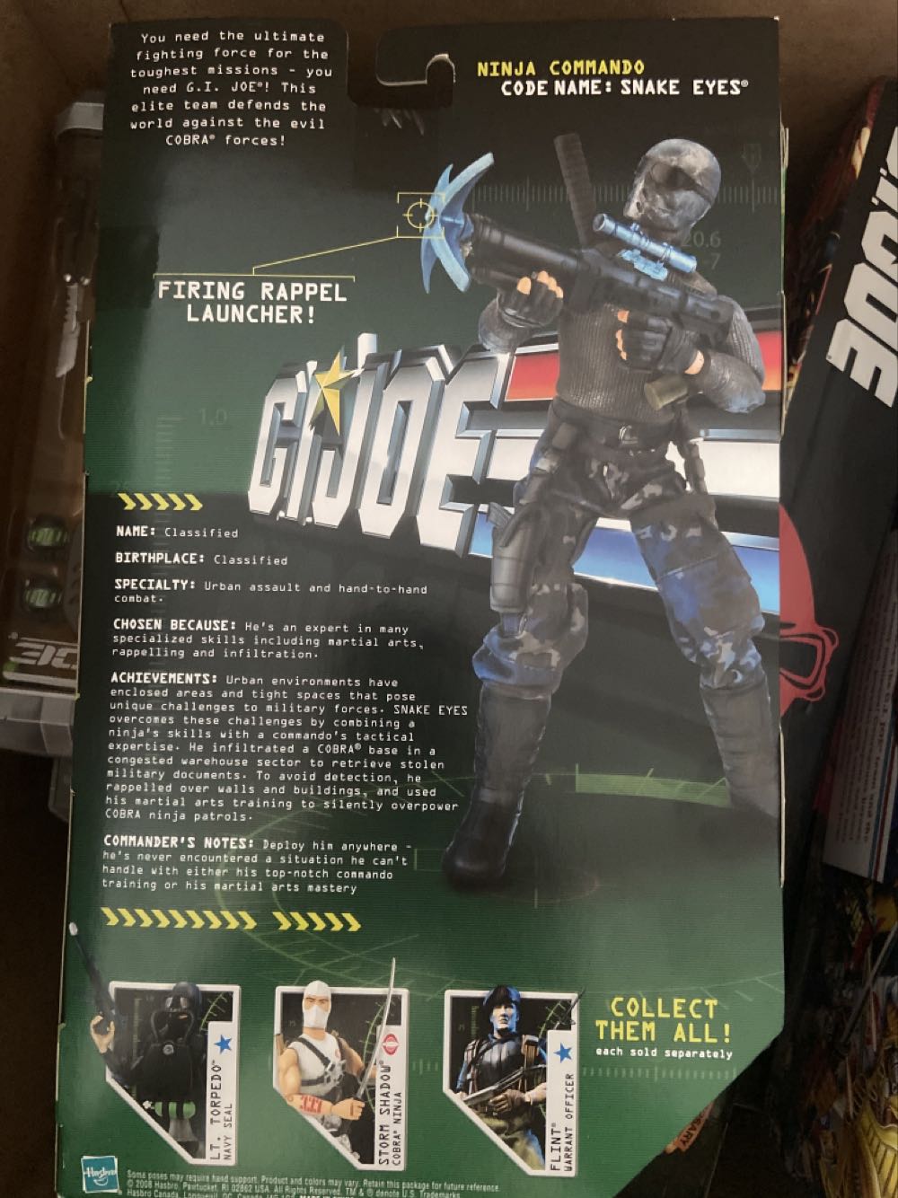 G.I. Joe - Snake Eyes (12in) - Hasbro (G.I. Joe - 12in Figures) action figure collectible [Barcode 653569331803] - Main Image 2