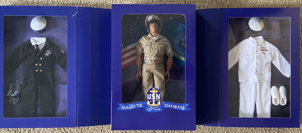 G.I. Joe - Salute To The Chiefs (USN) - Hasbro (G.I. Joe - 12in Figures) action figure collectible [Barcode 653569079545] - Main Image 2