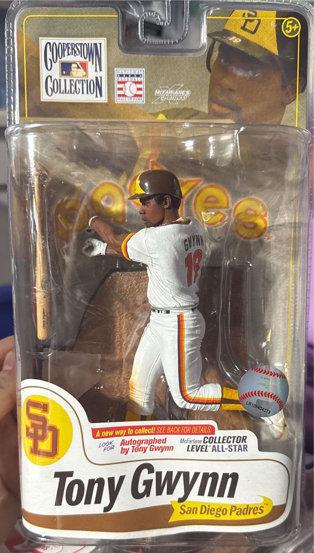 Tony Gwynn - McFarlane Toys (Cooperstown Collection Series 7) action figure collectible [Barcode 787926715118] - Main Image 3