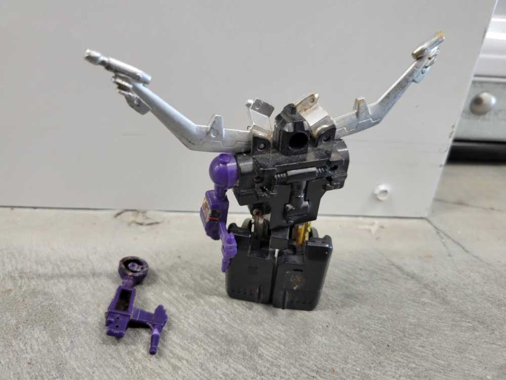 Shrapnel 2nd (Original) Project Insecticon  - Hasbro (1985) action figure collectible - Main Image 3