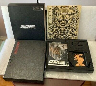 Snake Eyes (Deluxe) #00 - Hasbro (G.I. Joe) action figure collectible [Barcode 5010993675852] - Main Image 2