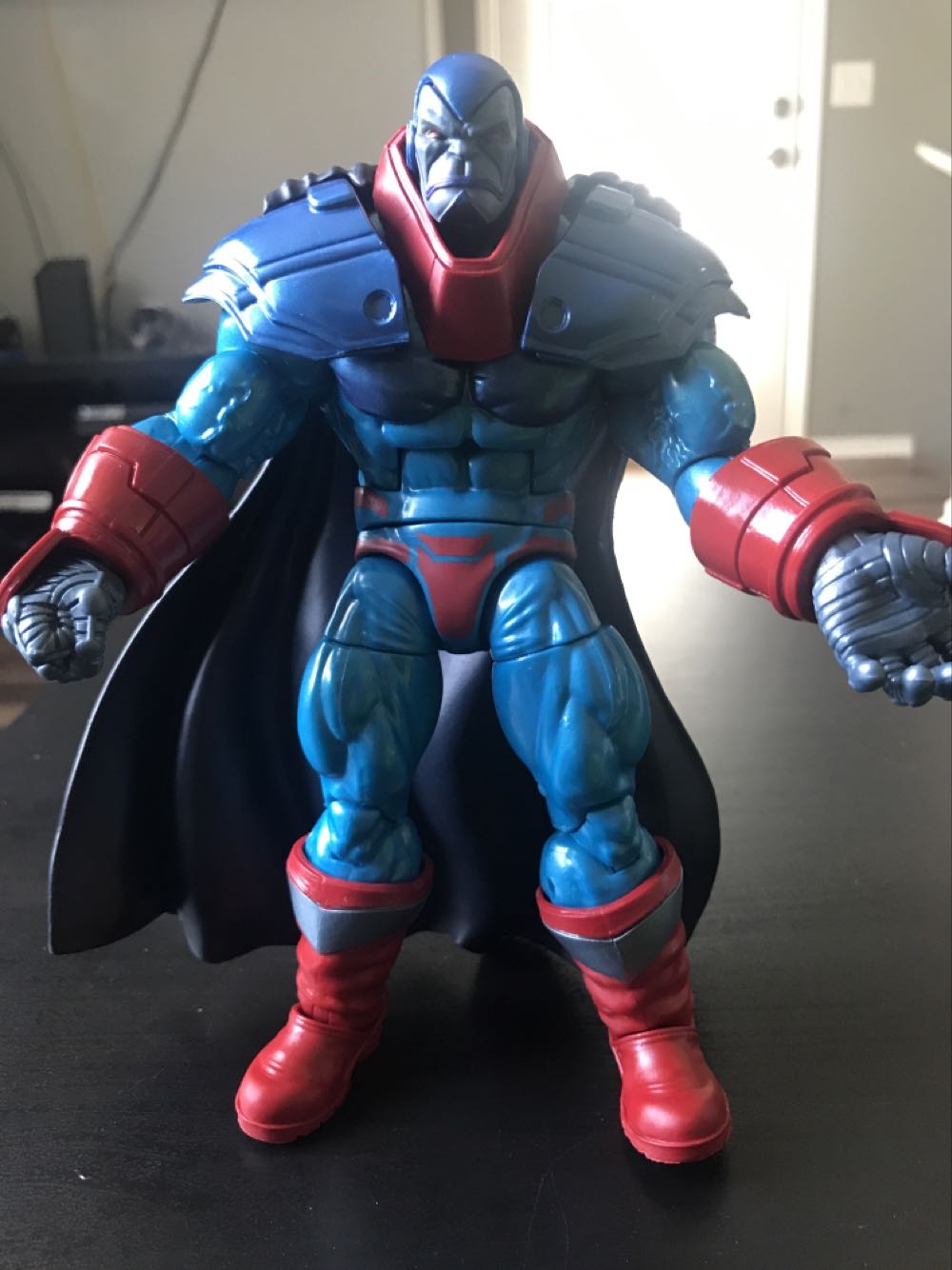 Apocalypse (Age of Apocalypse) (2020) - Hasbro (Age of Apocalypse) action figure collectible [Barcode 5010993735969] - Main Image 4