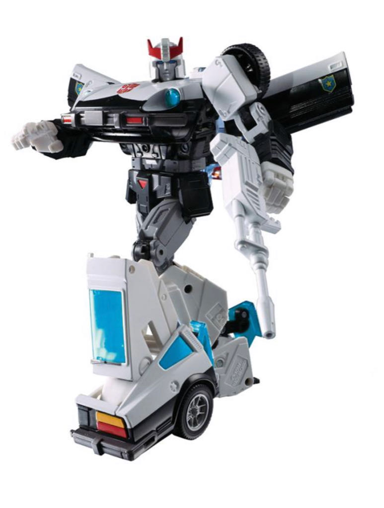 Prowl MP-17+ - Takara Tomy (Transformers Masterpiece) action figure collectible - Main Image 2