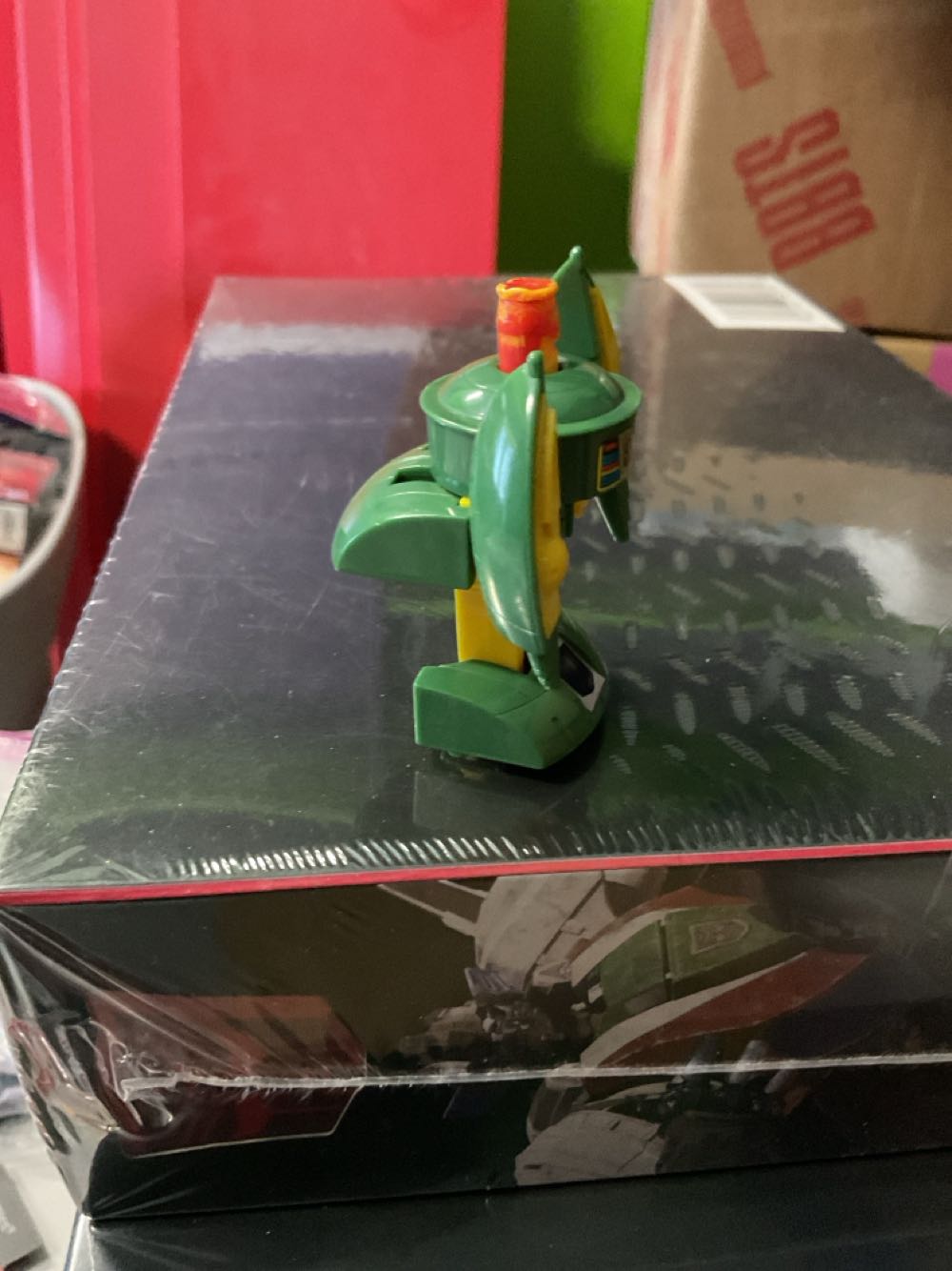 Transformers G1 Cosmos - Hasbro/Takara (Generation 1) action figure collectible - Main Image 4