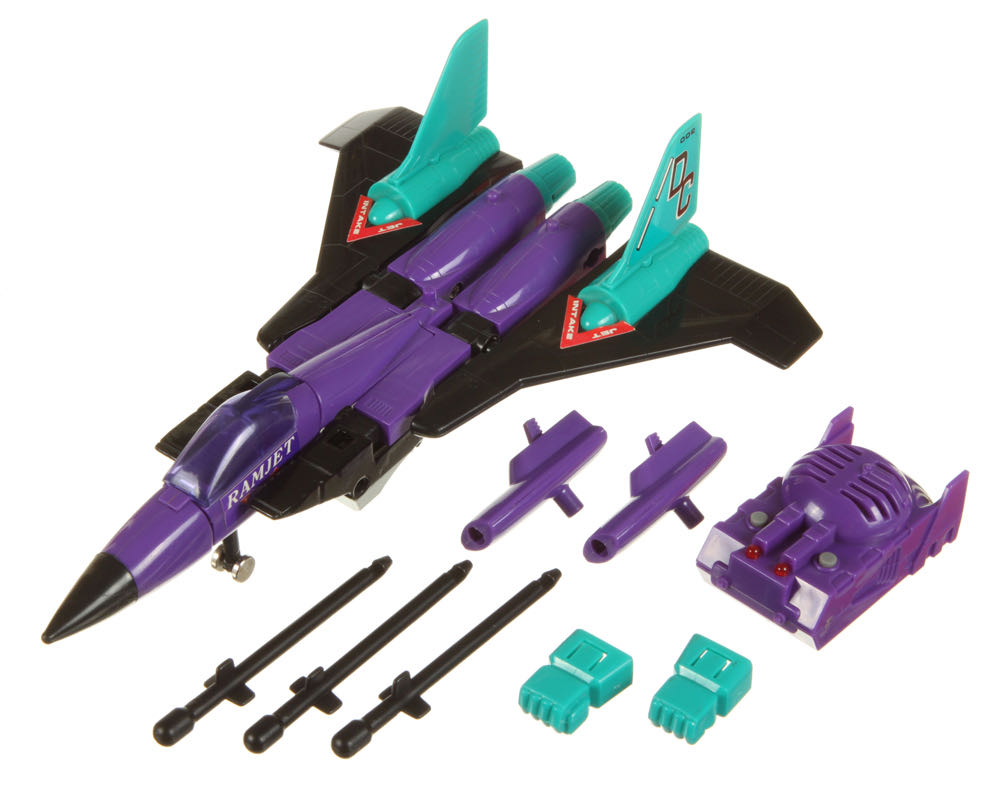 Transformers G2 Ramjet - Hasbro (Transformers Generation 2) action figure collectible - Main Image 3