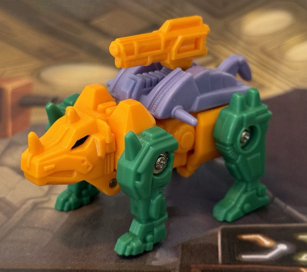 Strangehold - Hasbro/Takara (Transformers G1) action figure collectible - Main Image 3