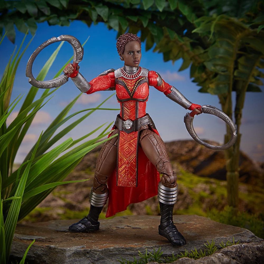 Nakia - Hasbro (Black Panther) action figure collectible - Main Image 3
