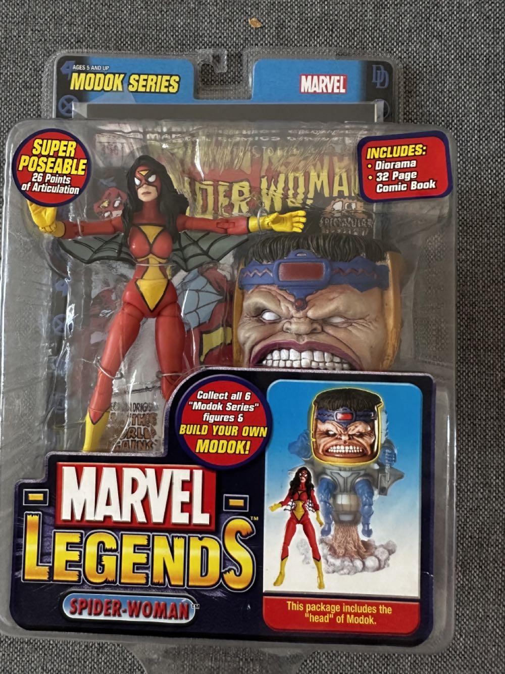 Spider-Woman (Jessica Drew) - Toybiz (Marvel Legends) action figure collectible [Barcode 035112711896] - Main Image 3