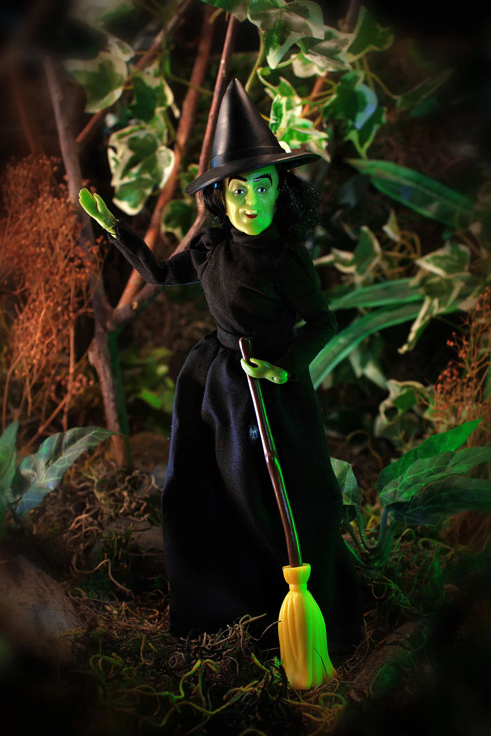 The Wicked Witch Of The West - MEGO Corp. (The Wizard Of Oz (1939)) action figure collectible [Barcode 850003511320] - Main Image 4