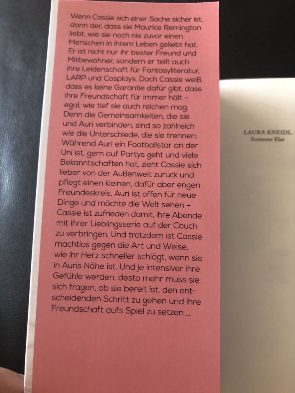 Someone Else - Lyx (Liebe) action figure collectible [Barcode 9783736311213] - Main Image 2