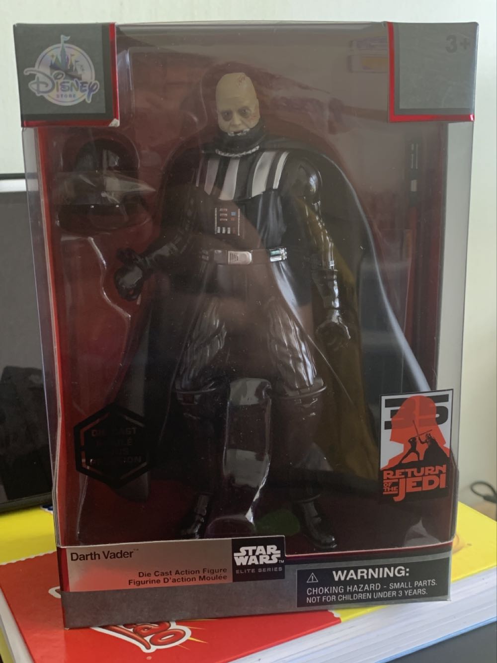 Star Wars Elite Darth Vader Unmasked DieCast Figure Return Jedi 35th  action figure collectible [Barcode 2075032188109] - Main Image 1