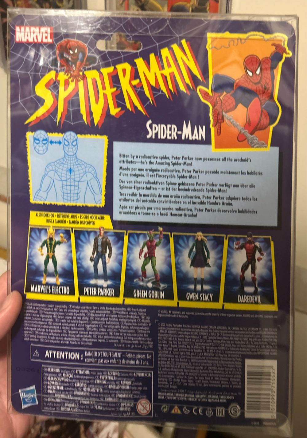 Spider-Man  - Hasbro (Marvel Legends Spider-Man Retro Series) action figure collectible [Barcode 5010993715527] - Main Image 4