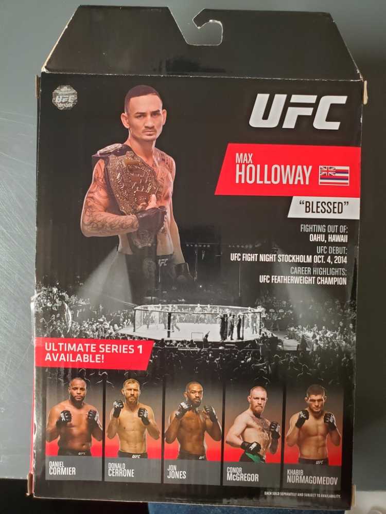 Max Holloway - UFC Ultimate Series 2020 Limited Edition - Jazwares (UFC) action figure collectible [Barcode 191726015956] - Main Image 2