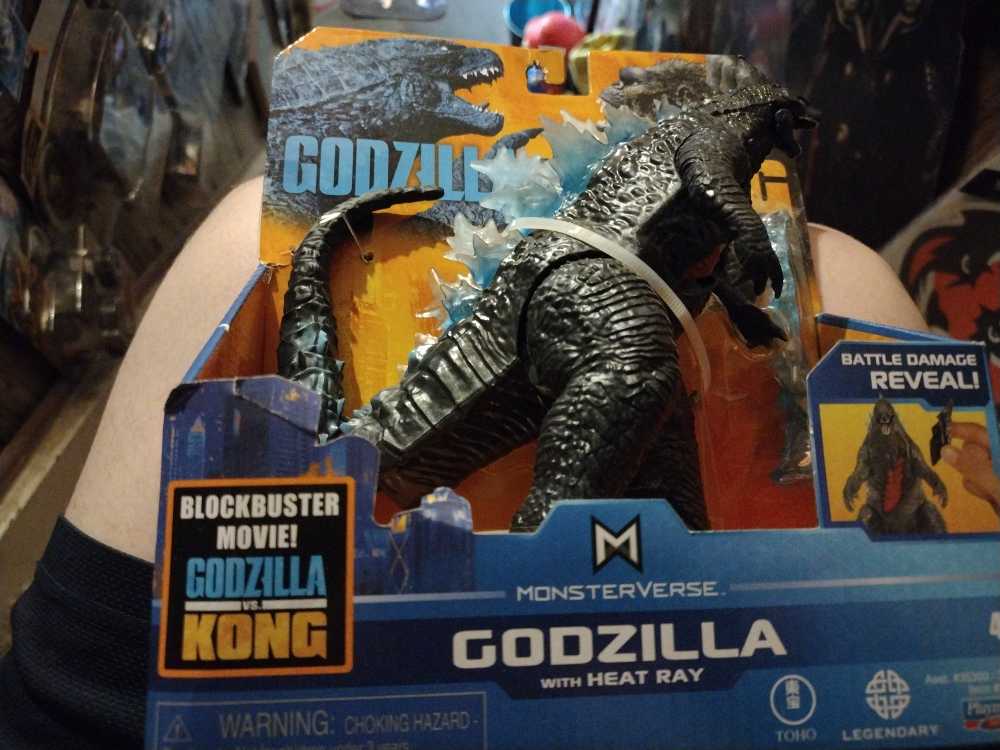GODZILLA  VS  KING KONG - Playmates action figure collectible [Barcode 043377353027] - Main Image 4
