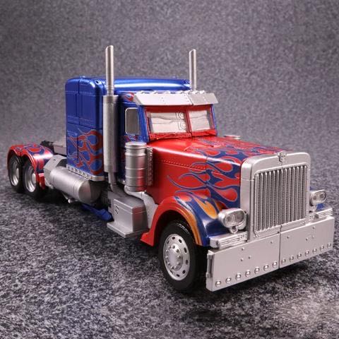 Optimus Prime MPM-4 - Takara Tomy (Transformers: Bayverse) action figure collectible [Barcode 630509586127] - Main Image 4