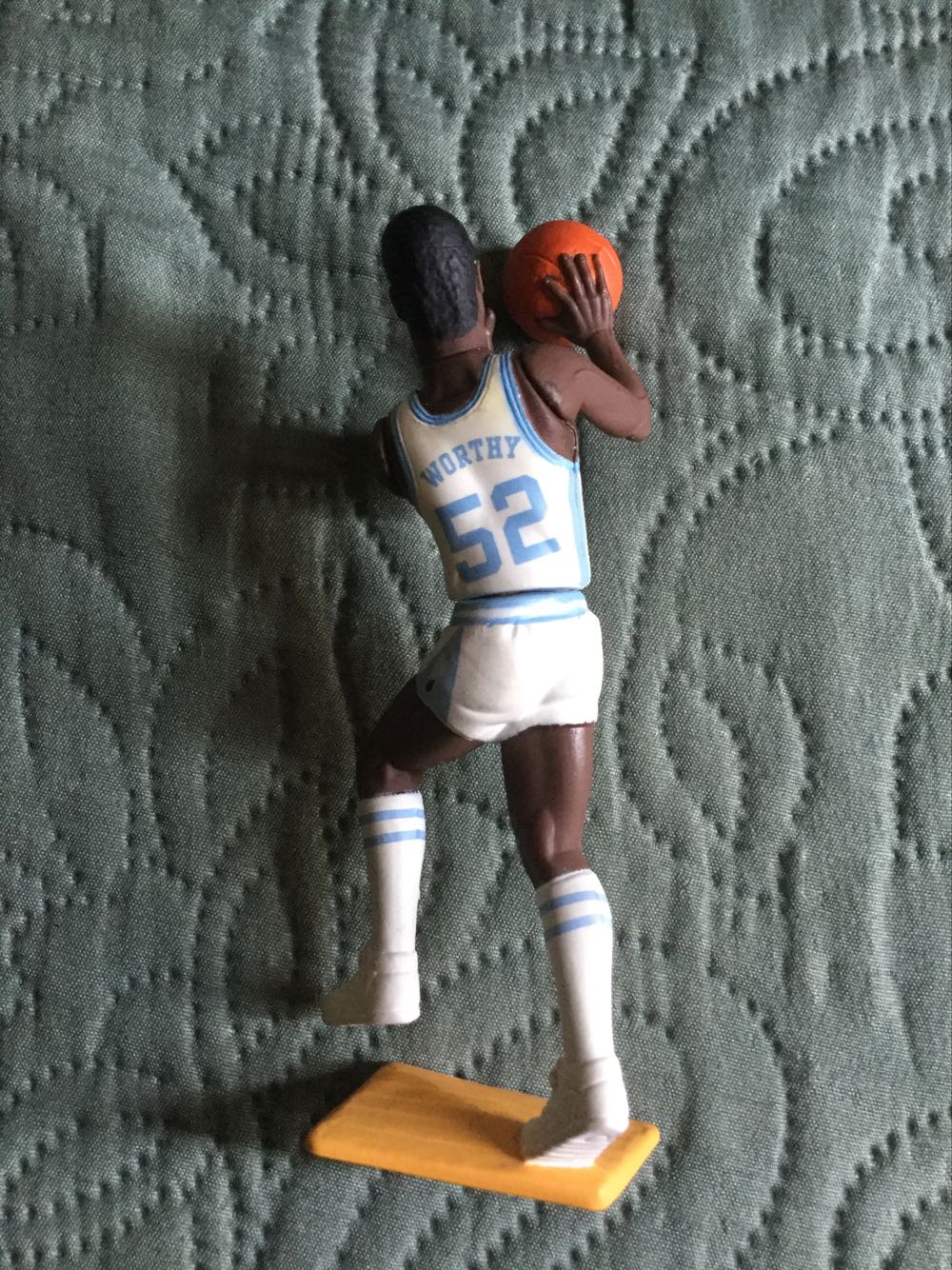Starting Lineup James Worthy North Carolina - STARTING LINEUP action figure collectible - Main Image 2