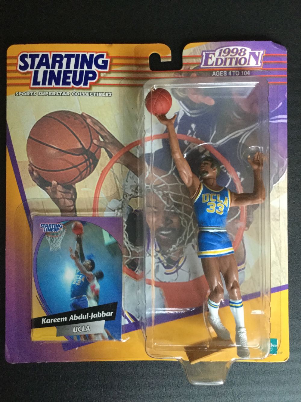 Starting Lineup Kareem Abdul Jabbar UCLA - STARTING LINEUP (College Basketball) action figure collectible [Barcode 076281720432] - Main Image 1
