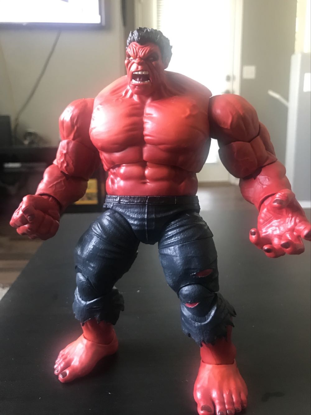 Red Hulk - Hasbro (Marvel Legends) action figure collectible - Main Image 2