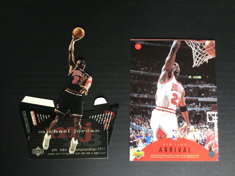 Upper Deck Michael Jordan Stands In A League Of His Own B - Upper Deck action figure collectible [Barcode 053334033787] - Main Image 4