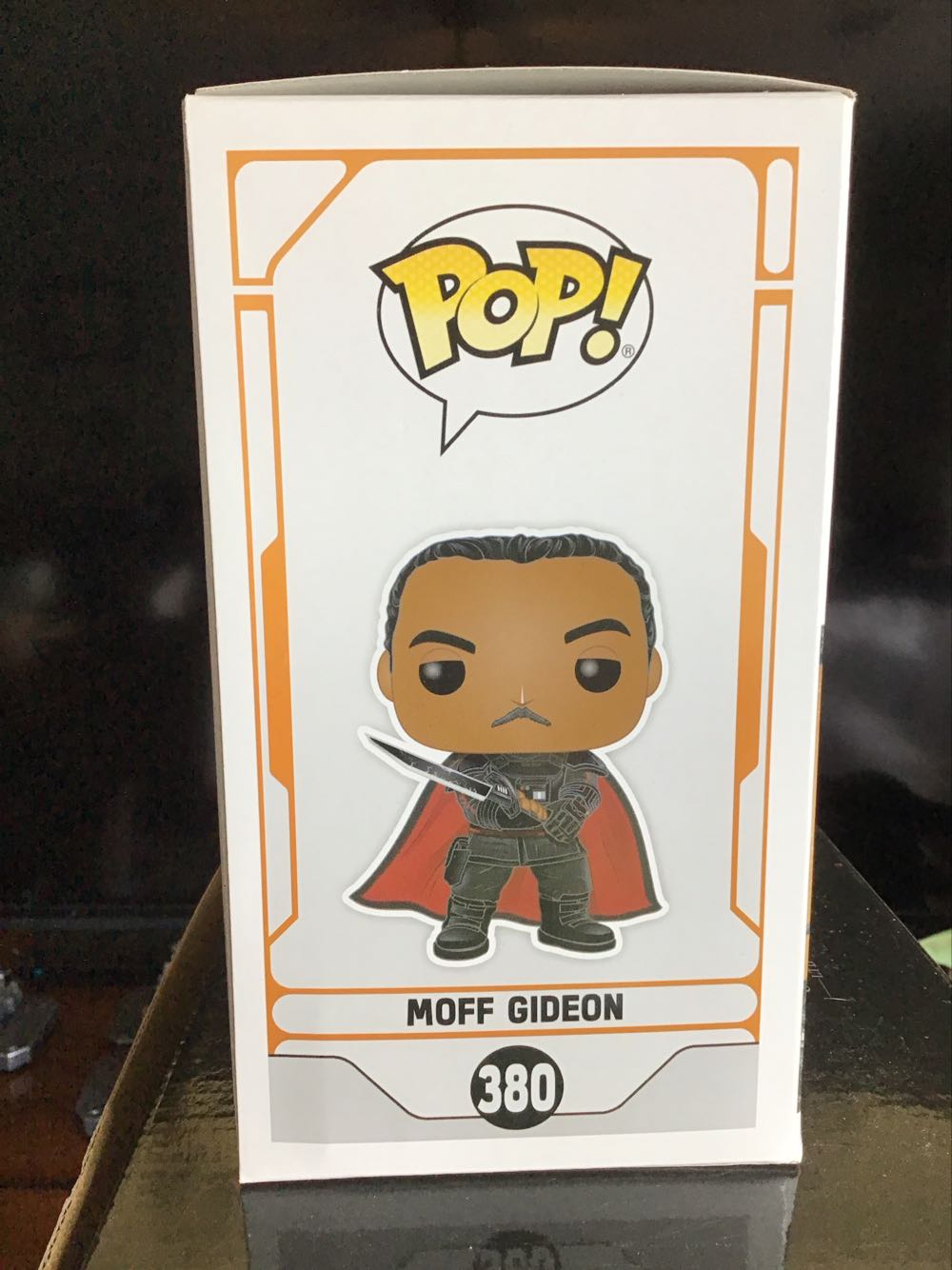Star Wars: Moff Gideon #380 - Funko (Star Wars) action figure collectible [Barcode 889698487399] - Main Image 4