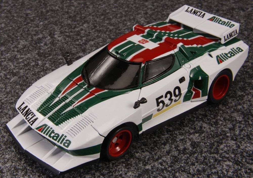 Wheeljack (MP-20) - Takara Tomy (Transformers Masterpiece Takara) action figure collectible [Barcode 4904810803195] - Main Image 3