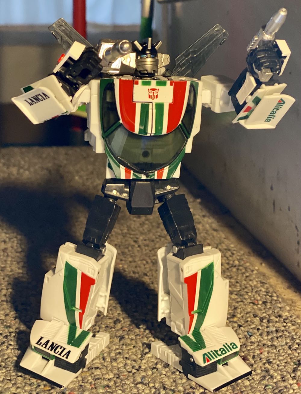 Wheeljack (MP-20) - Takara Tomy (Transformers Masterpiece Takara) action figure collectible [Barcode 4904810803195] - Main Image 4