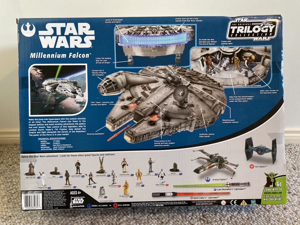 Millenium Falcon - Star Wars The Original Trilogy Collection - Hasbro (Star Wars) action figure collectible [Barcode 076930852347] - Main Image 3