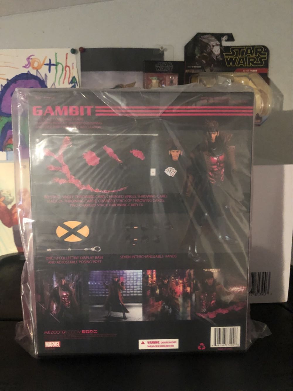 Mezco Gambit X-men - Mezco Toyz (Mezco One:12) action figure collectible [Barcode 696198772906] - Main Image 2