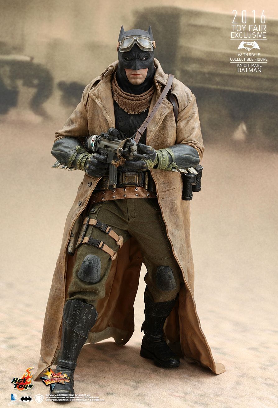 Knightmare Batman - One:12 Collective By Mezco Toyz (DC) action figure collectible - Main Image 2