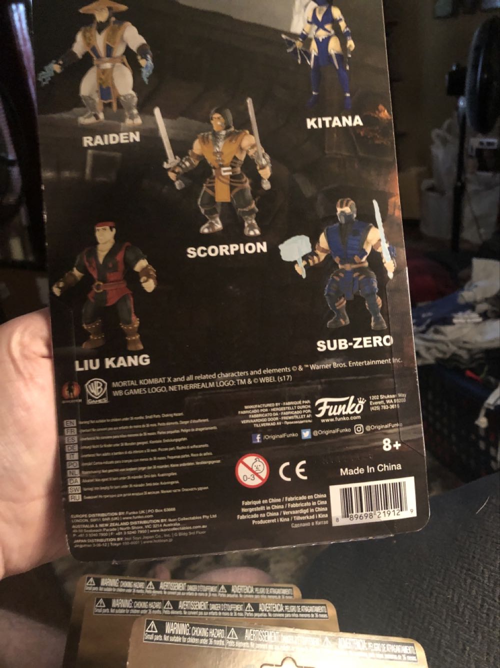 Kitana - Funko action figure collectible [Barcode 889698219129] - Main Image 2