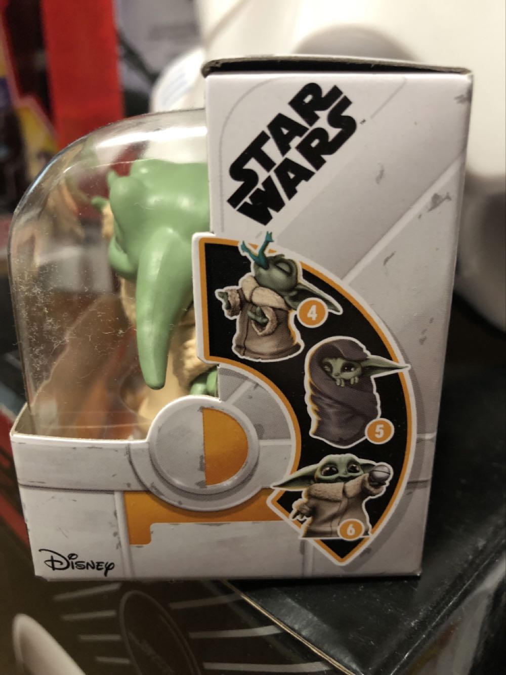 The Child 1 - Disney Star Wars (Disney Star Wars) action figure collectible [Barcode 5010993761548] - Main Image 2