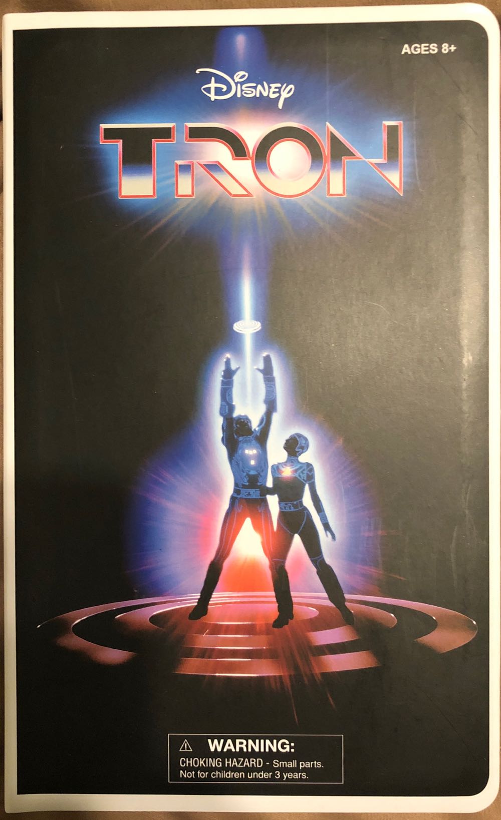 Tron - Diamond Select (Tron) action figure collectible [Barcode 699788838631] - Main Image 1