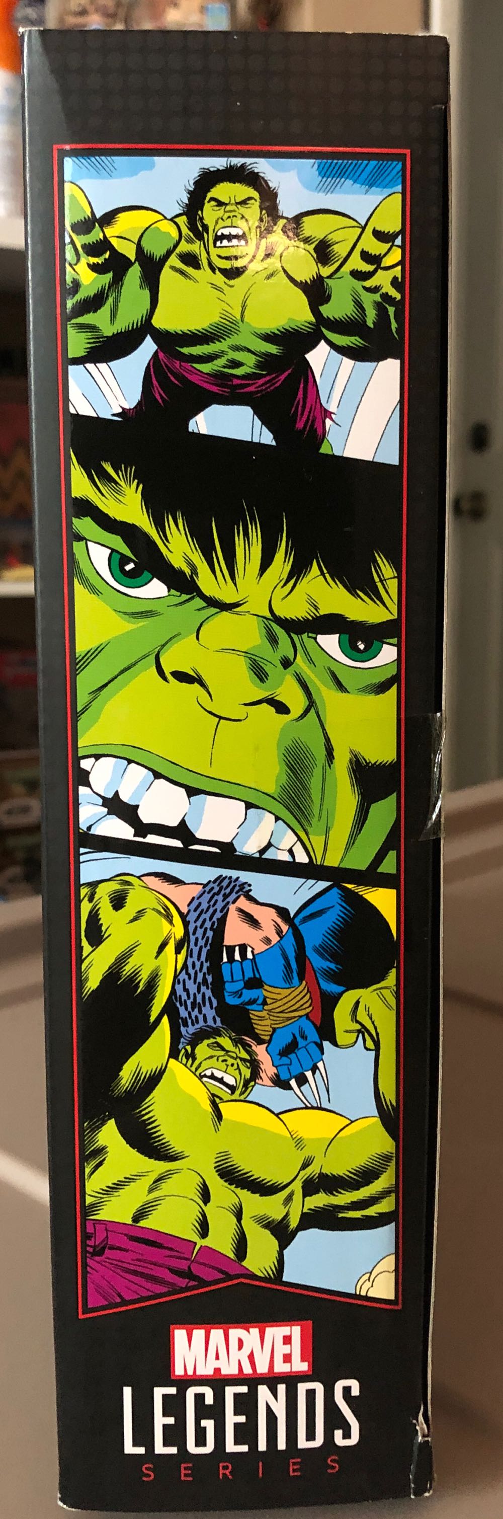 Wolverine (first Appearance) - Hasbro (Marvel Legends 80th Anniversary) action figure collectible [Barcode 630509847457] - Main Image 3