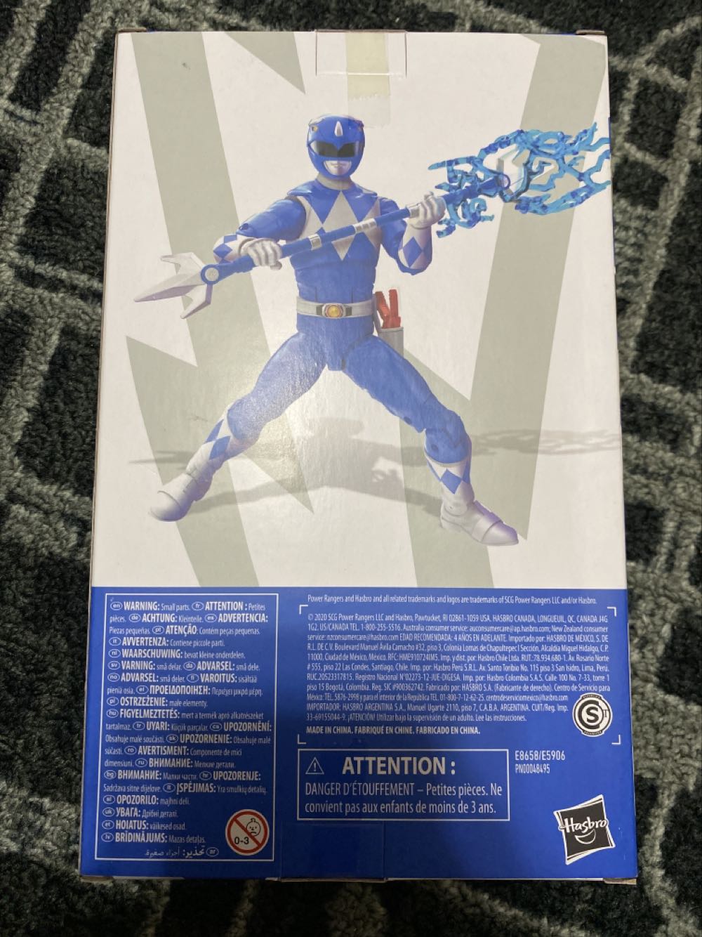 MMPR Blue Ranger - Hasbro (Mighty Morphin Power Rangers) action figure collectible [Barcode 630509936052] - Main Image 2