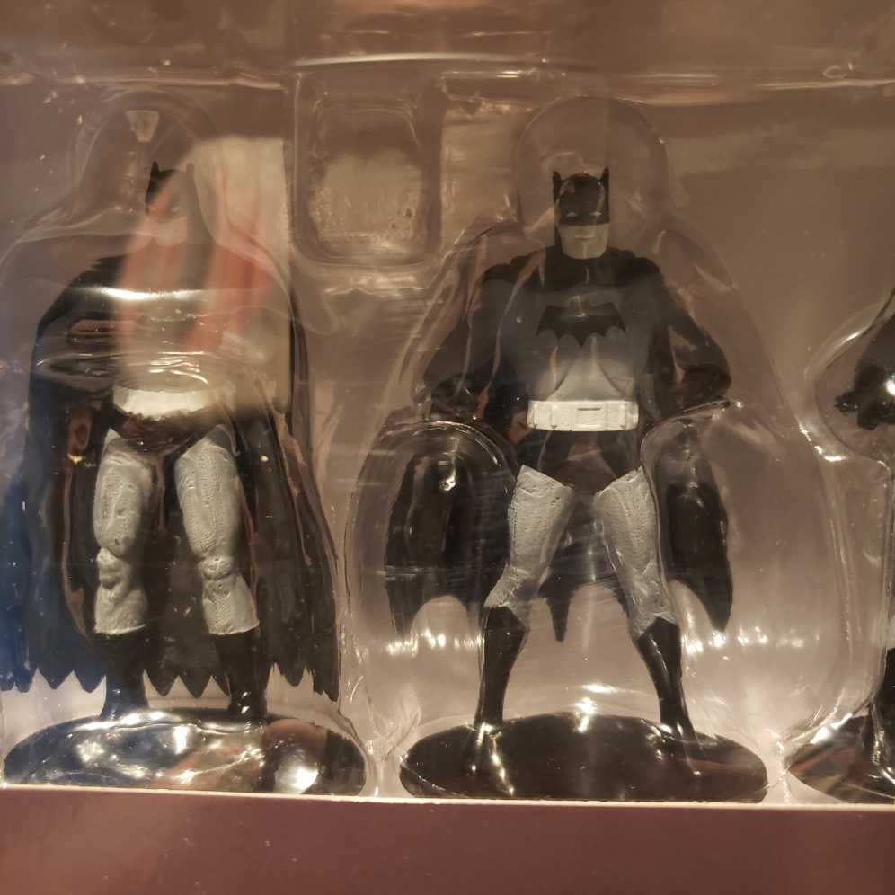 Batman Black & White Mini Figure 7 Pack Series 1 - DC Collectibles (Batman Black & White) action figure collectible [Barcode 761941362205] - Main Image 4