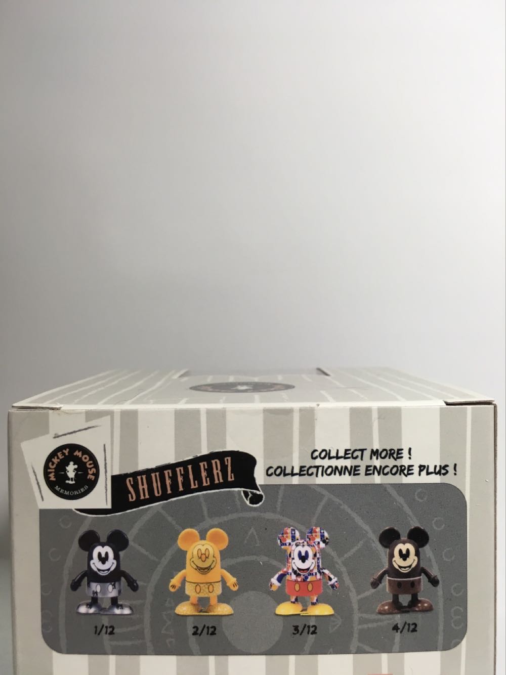 12 / 12  (Shufflerz - Mickey Mouse) action figure collectible [Barcode 461032695945] - Main Image 2