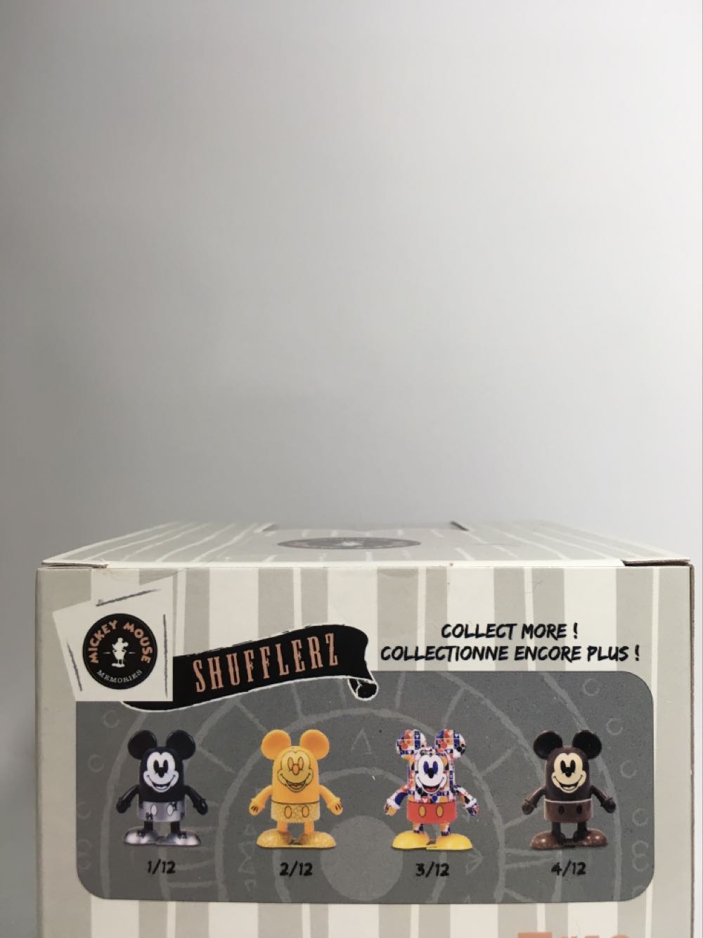 11 / 12  (Shufflerz - Mickey Mouse) action figure collectible [Barcode 461032695860] - Main Image 2