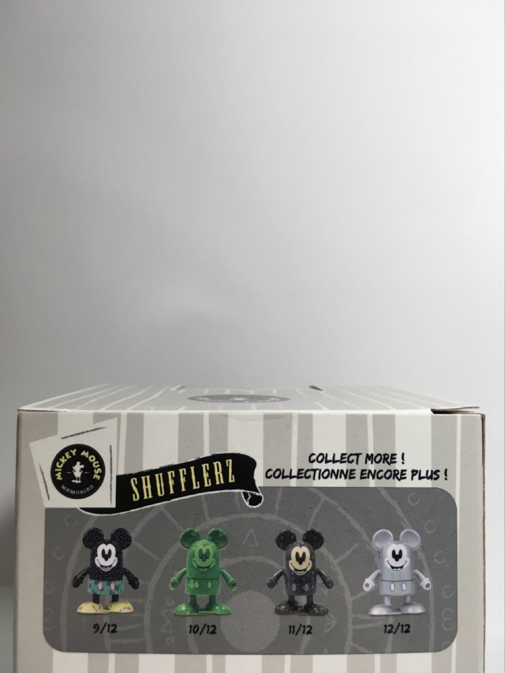 01 / 12  (Shufflerz - Mickey Mouse) action figure collectible [Barcode 461032694870] - Main Image 4