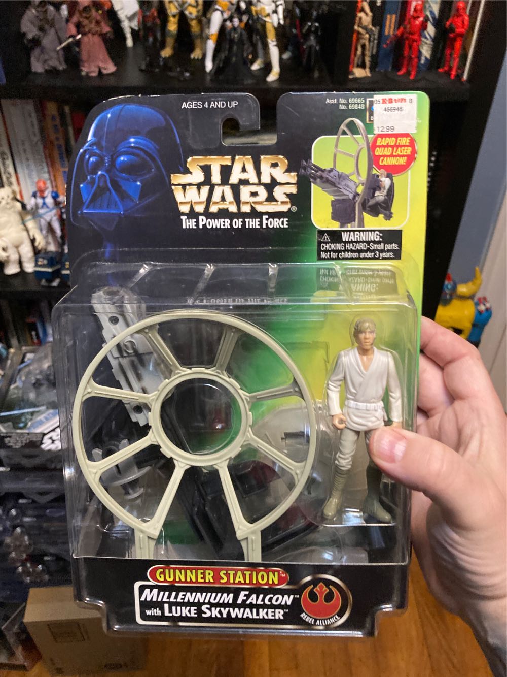 Millennium Falcon And Luke Skywalker (Gunner Station) - Kenner / Hasbro (The Power Of The Force (1997 - 1998)(Gunner Stations)) action figure collectible [Barcode 076281698489] - Main Image 2